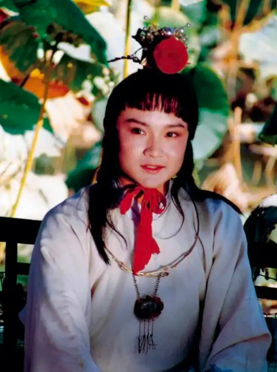 欧阳奋强的婚姻生活,18岁遇见初恋25岁与初恋步入婚姻