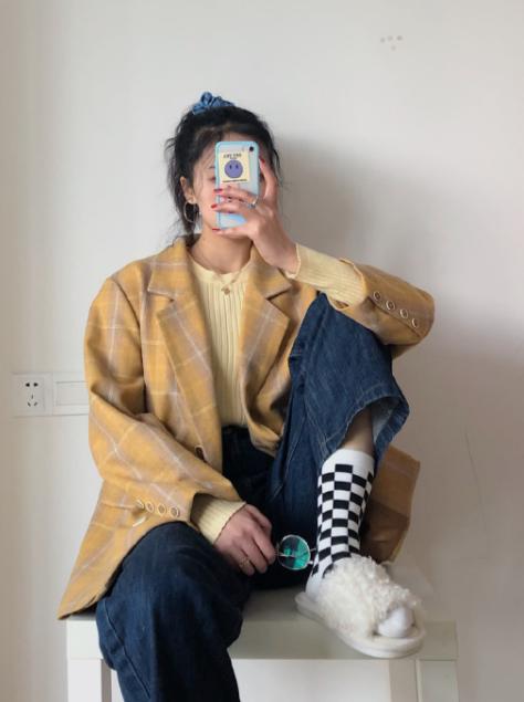 格纹西装穿什么外套好看,格纹西装穿出优雅好气质