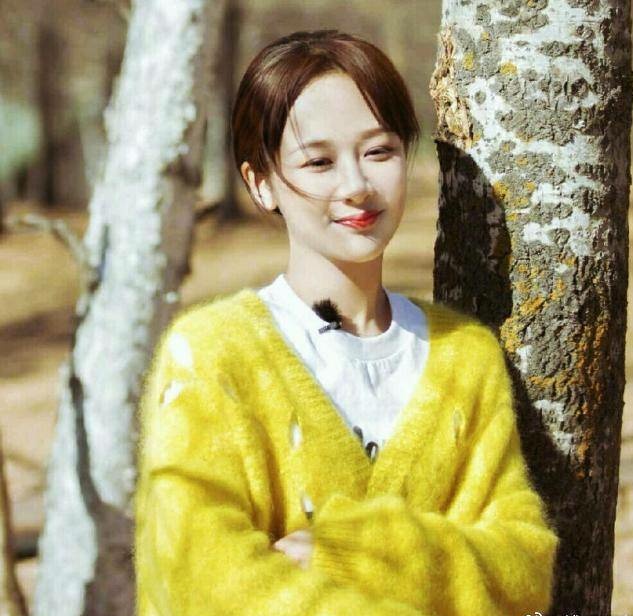 杨紫蜜汁炖鱿鱼路透,杨紫新剧定档湖南台又喜提爆款剧