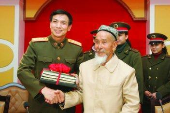 请不要忘记这位战士——来自部队的中国门神李富胜