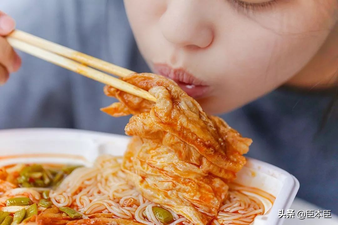 网购螺蛳粉哪款真好吃？试了一年，终于找到无限回购的真爱