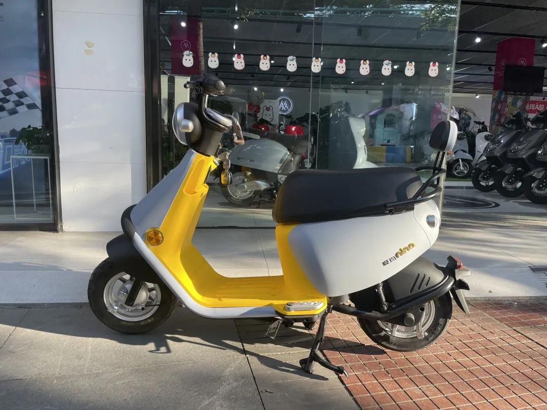 骑上小熊引擎迷你GO：2499，不烧骨油