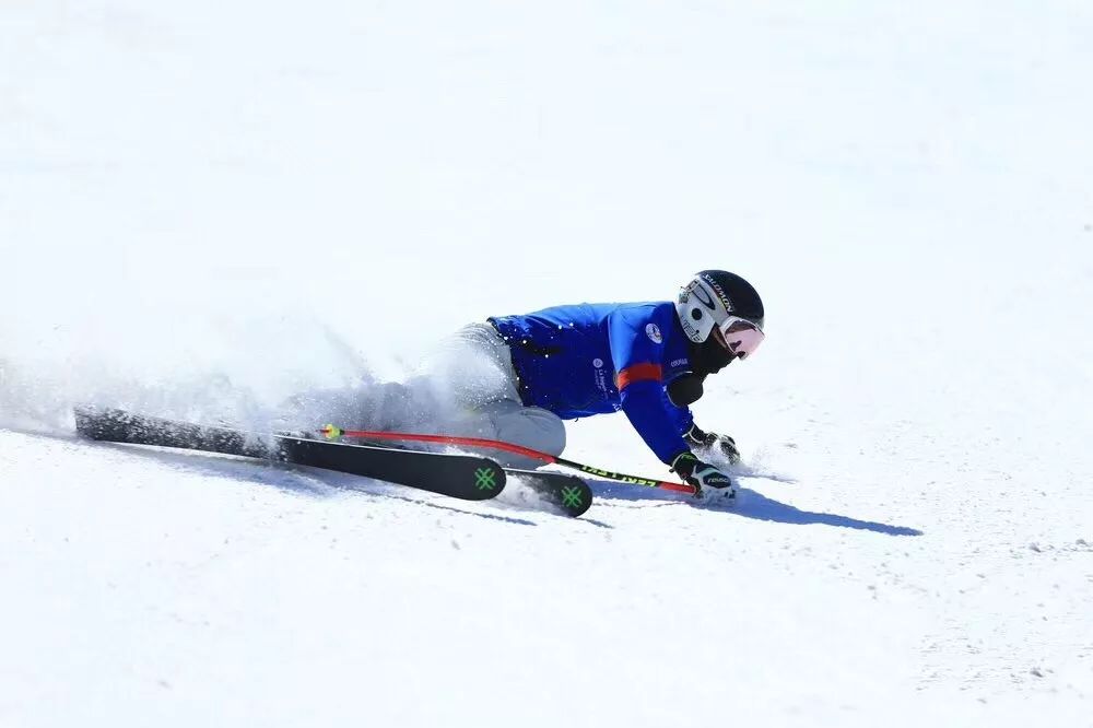 自由式双板板型的选择,双板自由式上下身反拧