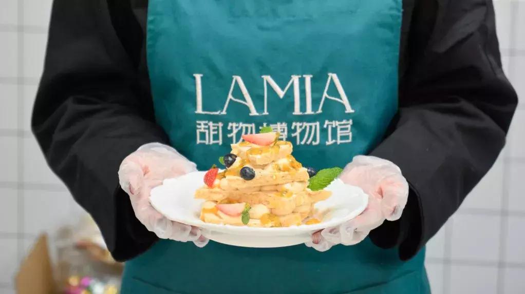 LAMIA甜物博物馆の圣诞限定来了，以爱和节日的名义，享用甜蜜~