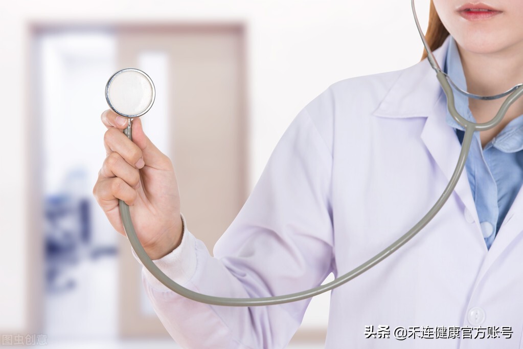 乳房到腋窝处长疙瘩是癌吗,乳房摸到硬块会是脂肪吗