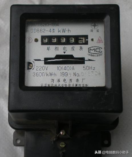 电脑一天用多少瓦电充电,电脑一天大概用多少电费