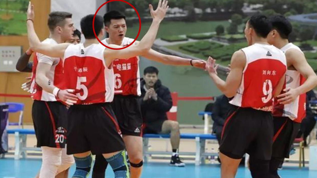 中国男排颜值全部在线,中国男排颜值担当晒近照