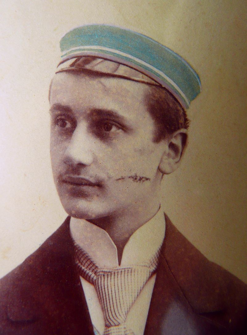 畸形的审美：19世纪德国男性以“疤痕”为美