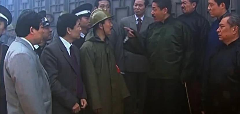 新闻联播片头多少年了,开播40多年新闻联播换片头背景