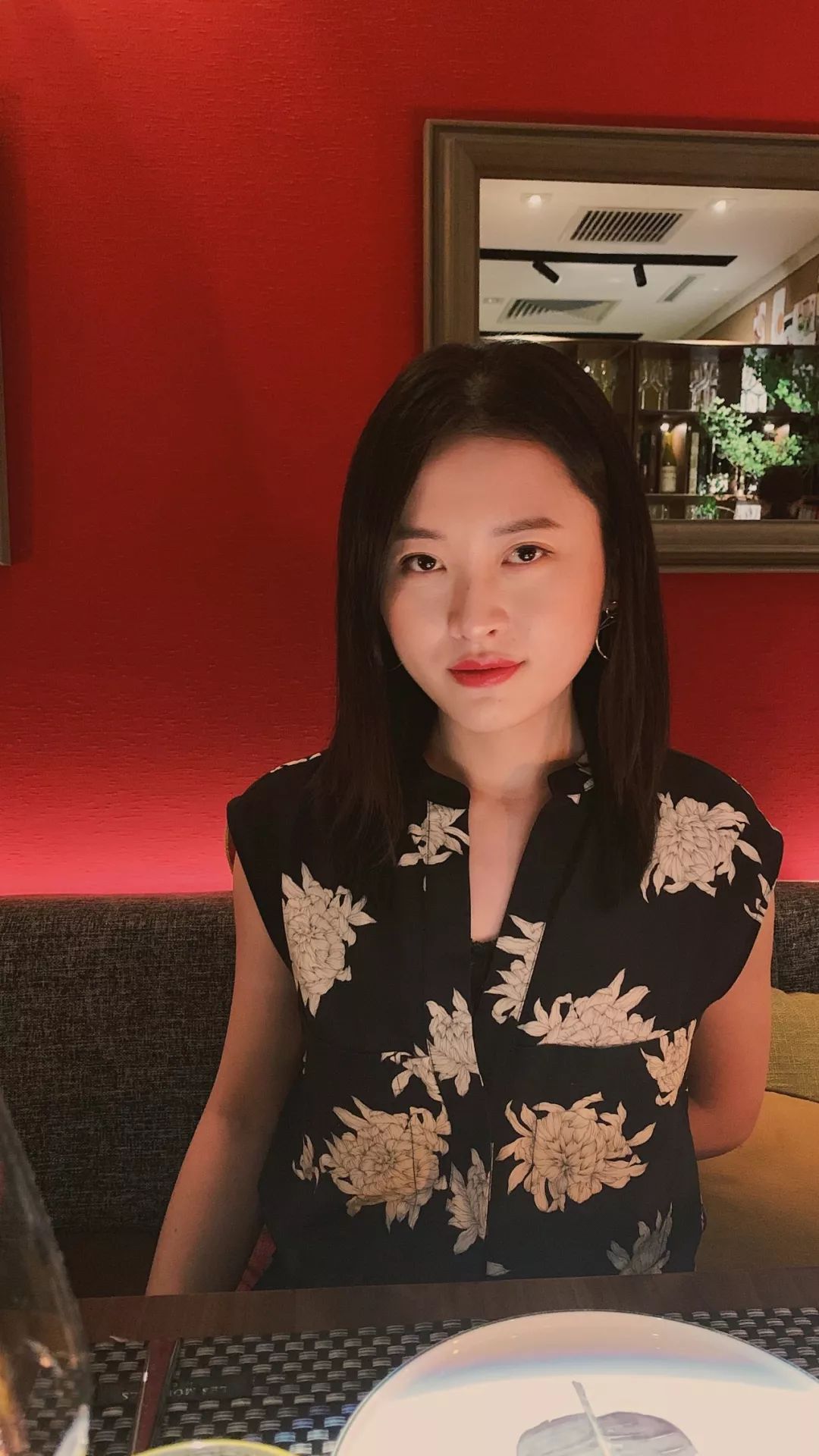 最近两个月被问得最多的衣服鞋子耳环