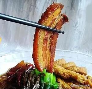 甏肉把子肉红烧肉的区别,特点甏肉坛子肉吃到爽