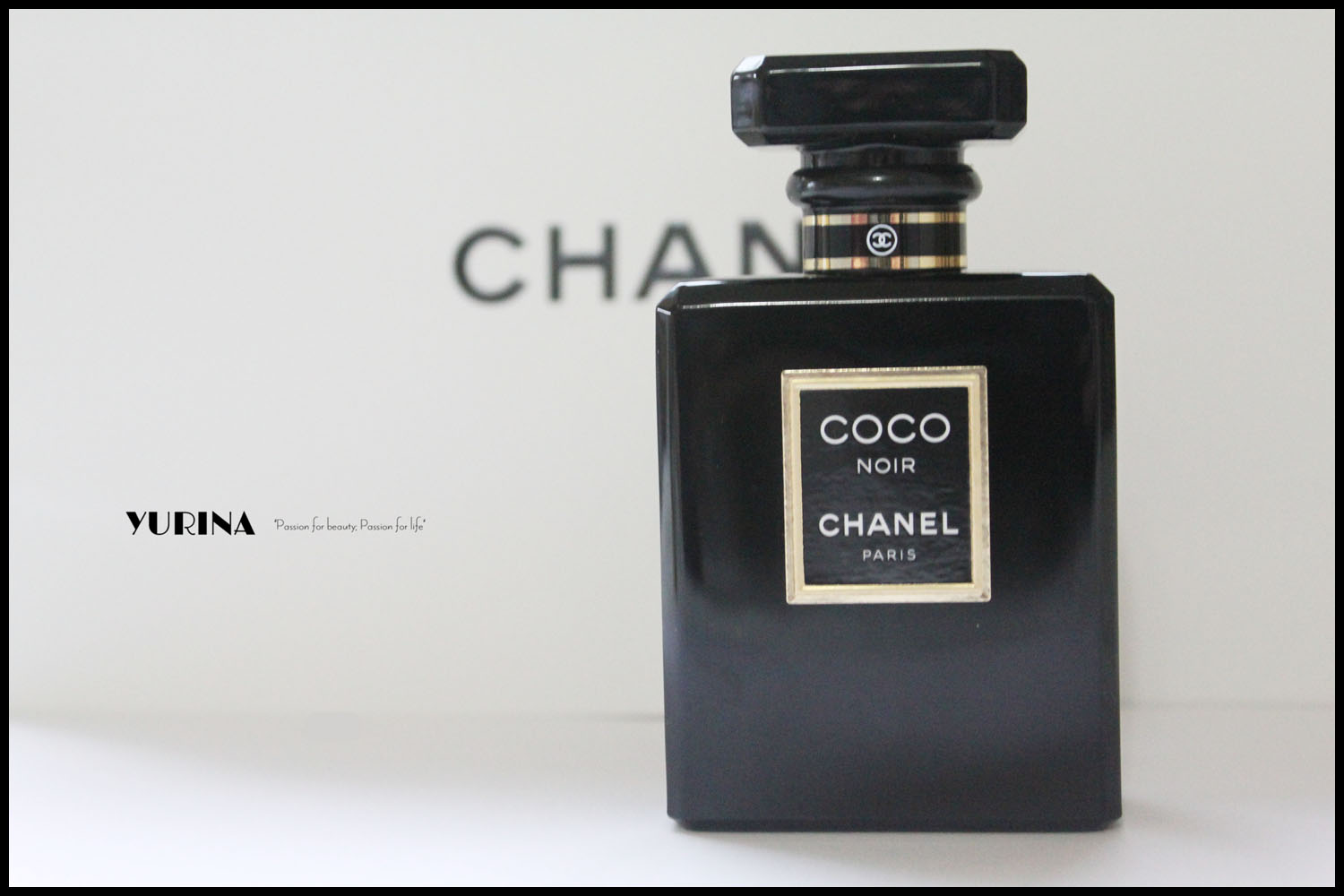 她是时尚界大V，交往过7个男人却终身未嫁，女人梦想拥有她的包包