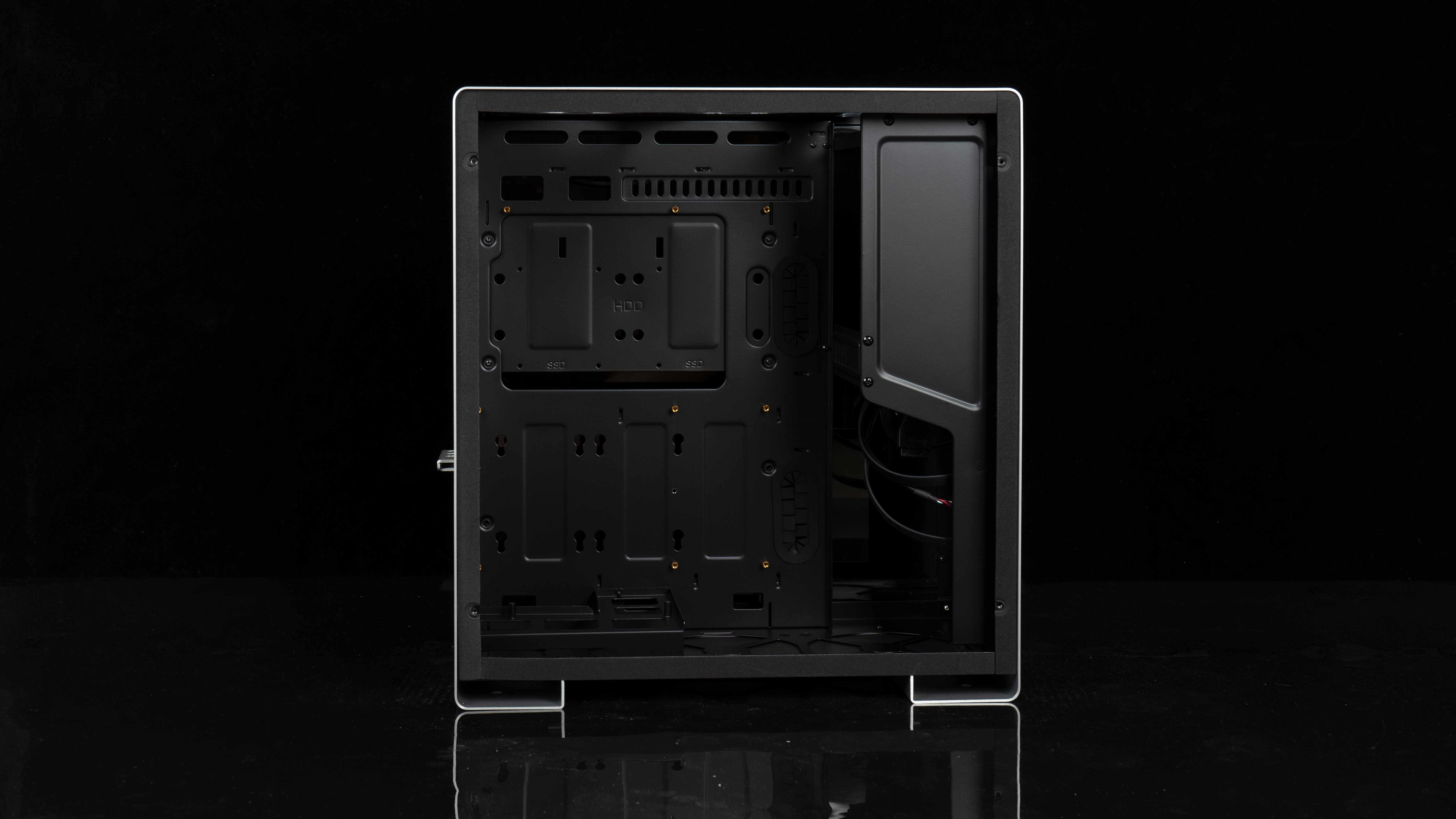 49年入国军？3700X+B550+2070S够用*党**装机