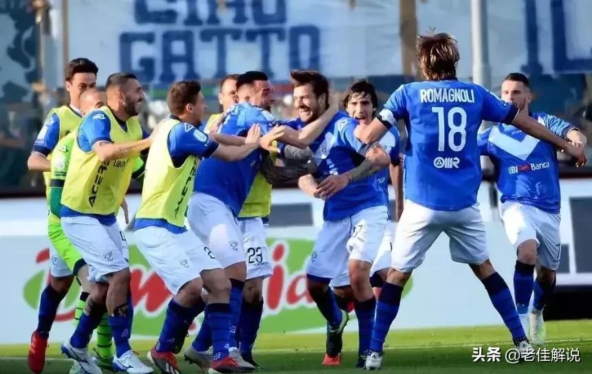 梅西打入俱乐部第700球高清图,梅西昨天打碎多少纪录