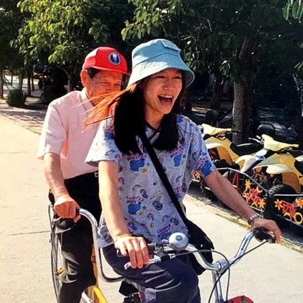 相差60岁的忘年恋,41岁翁帆婚姻近况