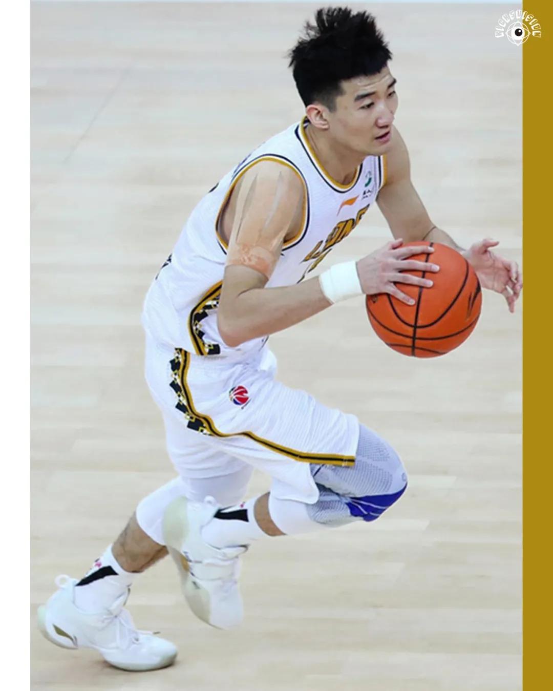 cba球鞋面面观排名,cba球鞋上脚闪击3