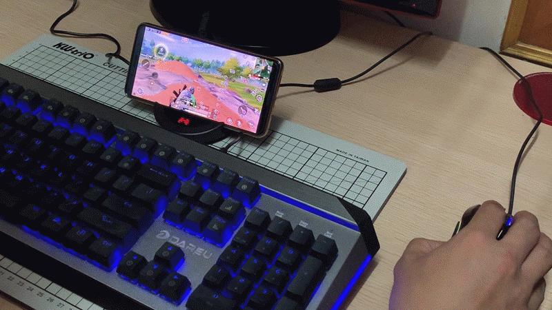 黑匣子助你在和平精英吃鸡如虎添翼，北通E1手游键鼠转换器