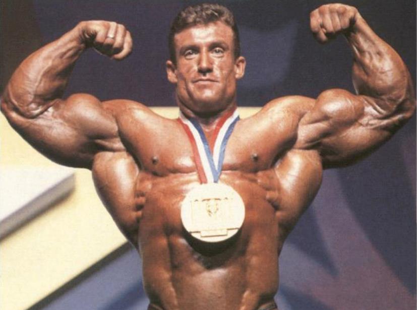 7位顶尖健美运动员，承认在健美生涯中使用过类固醇