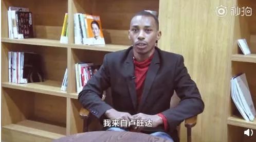 太好卖了！外国小伙在浙江月入10万，就靠做中国货代购