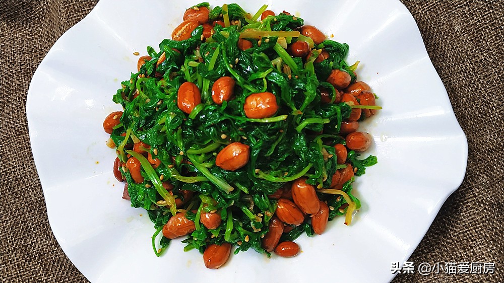 芹菜叶子炒不烂做法,芹菜叶子怎么做好吃不用焯水