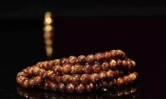 星月菩提怎么盘玩更亮更容易上色,星月菩提怎么盘玩亮的快些呢