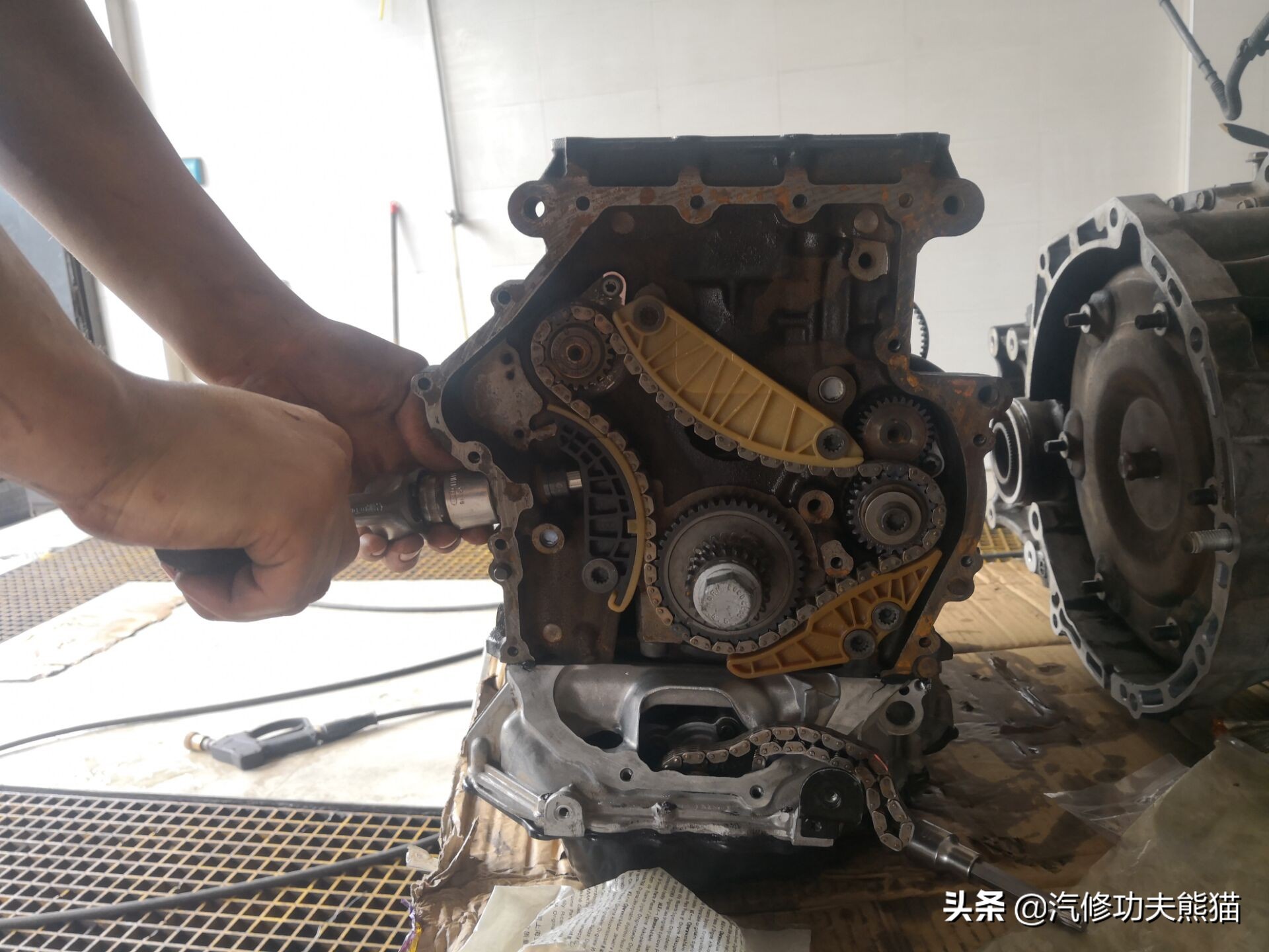 如何解决大众途观严重烧机油问题,新途观烧机油严重吗