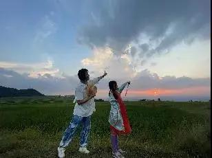 这对父母怎么想到的？把孩子十岁生日变成了学习的动力