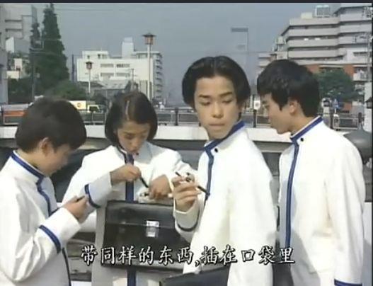 女孩儿被嘲讽十年后来报仇,女子被骂回复了一万多条评论对骂