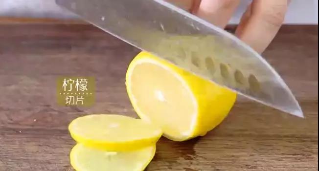 史上最简单美味的快手炒虾,水煮虾简单快手香辣开胃