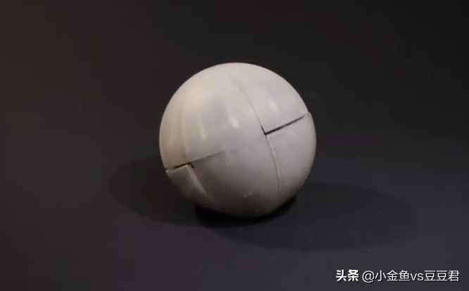 能踢球的智能机器人,能踢足球机器人