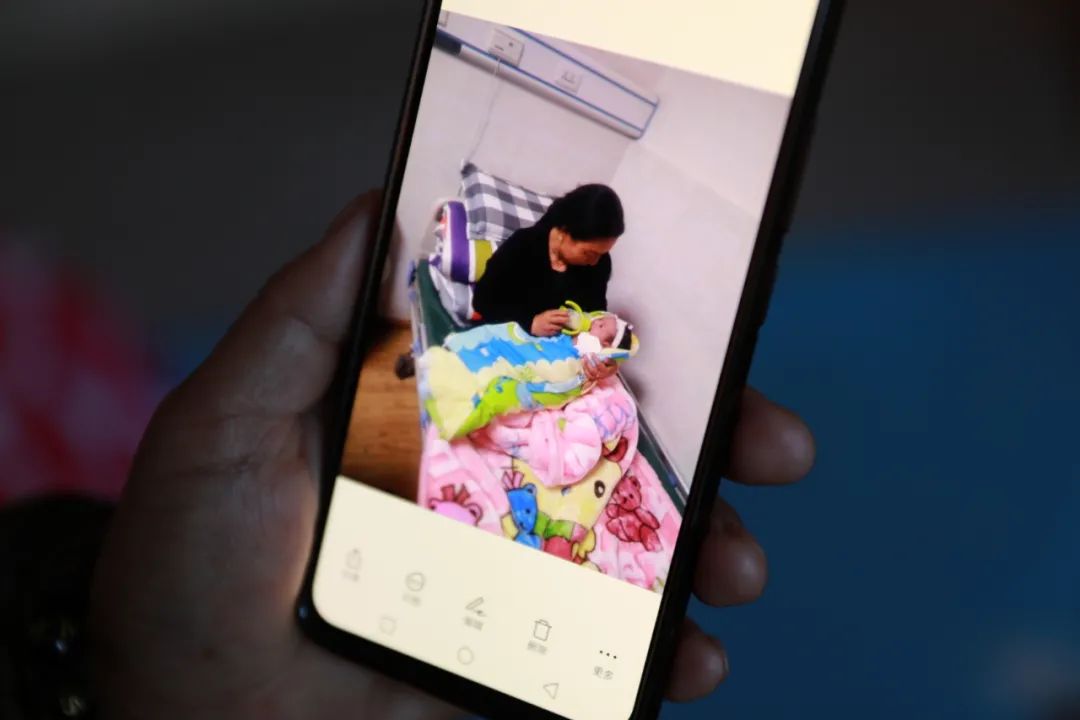 好人一生平安关爱老人传递正能量,好人好事暖人心助人为乐树新风