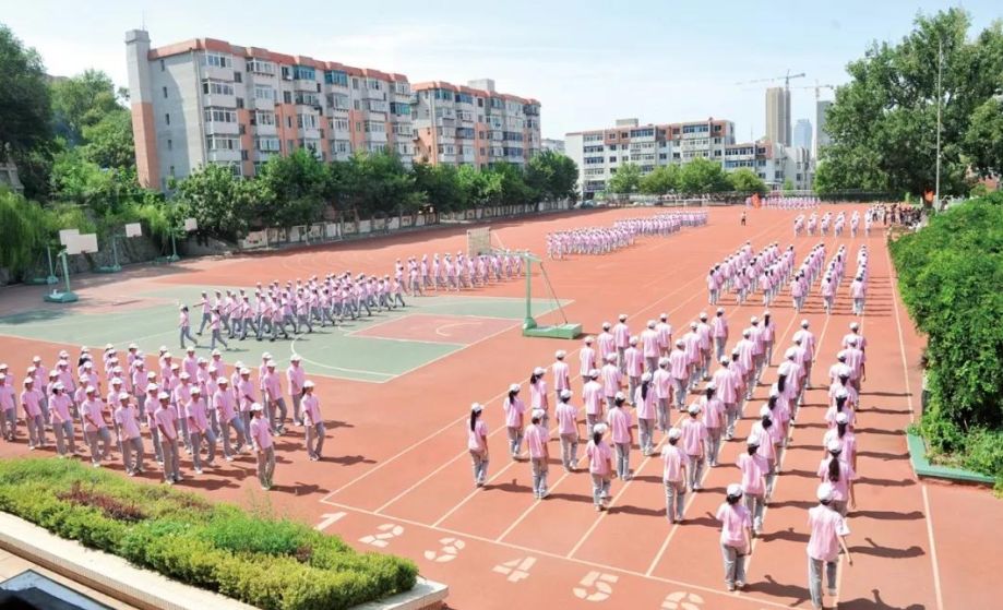 2019全景看高中|大十二，在感动中成长，为梦想远征