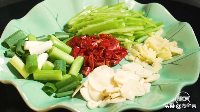 椒盐皮皮虾如何外焦里嫩还入味,椒盐皮皮虾怎样才能又酥又入味