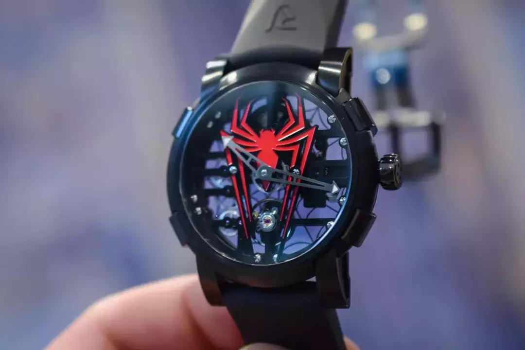 蜘蛛侠联名手表,蜘蛛侠联名手表的样子
