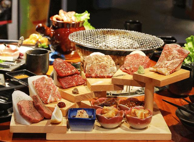 北京西国贸大酒店亚洲美食节自助晚餐139元1大1小，.上百种类菜品