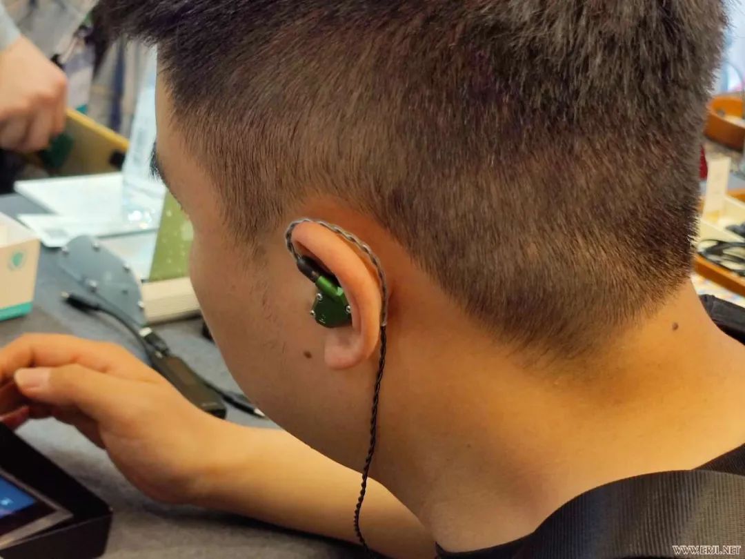 展商如何布展，才能让展位人气显得特别旺？成都国际耳机展大报道