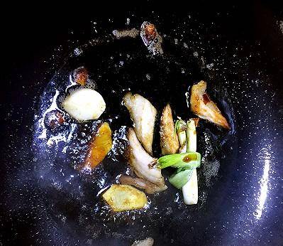 大连正宗鲅鱼炖粉条,肉炖龙口粉丝