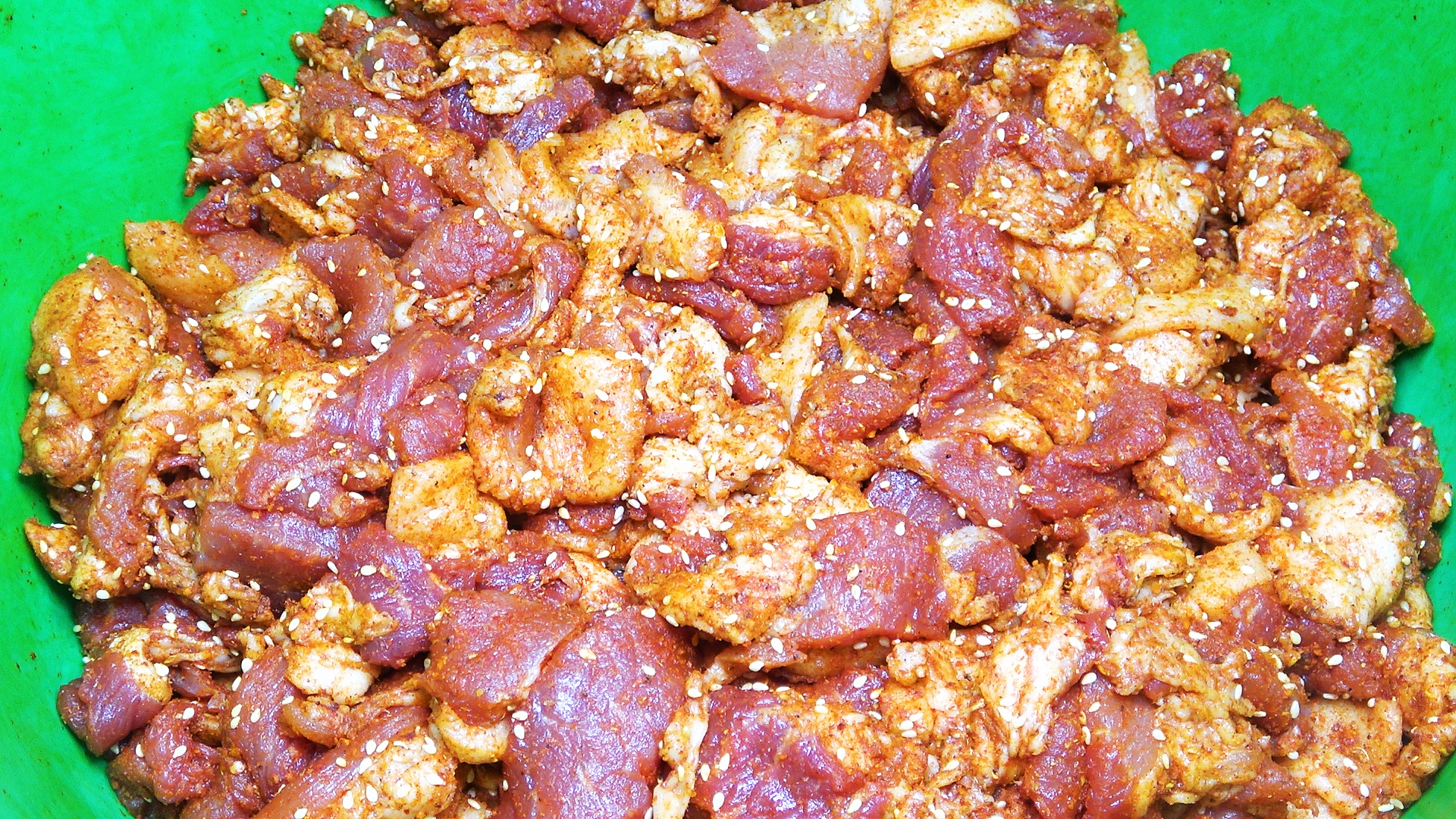 四川香肠怎么做才好吃？50年老配方告诉你，麻辣鲜香不发霉