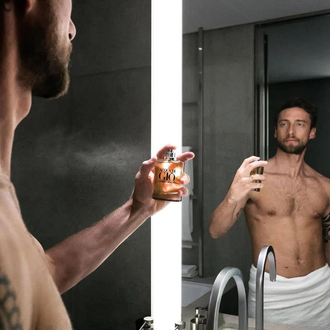 armani代言人hanni,armani化妆品代言人