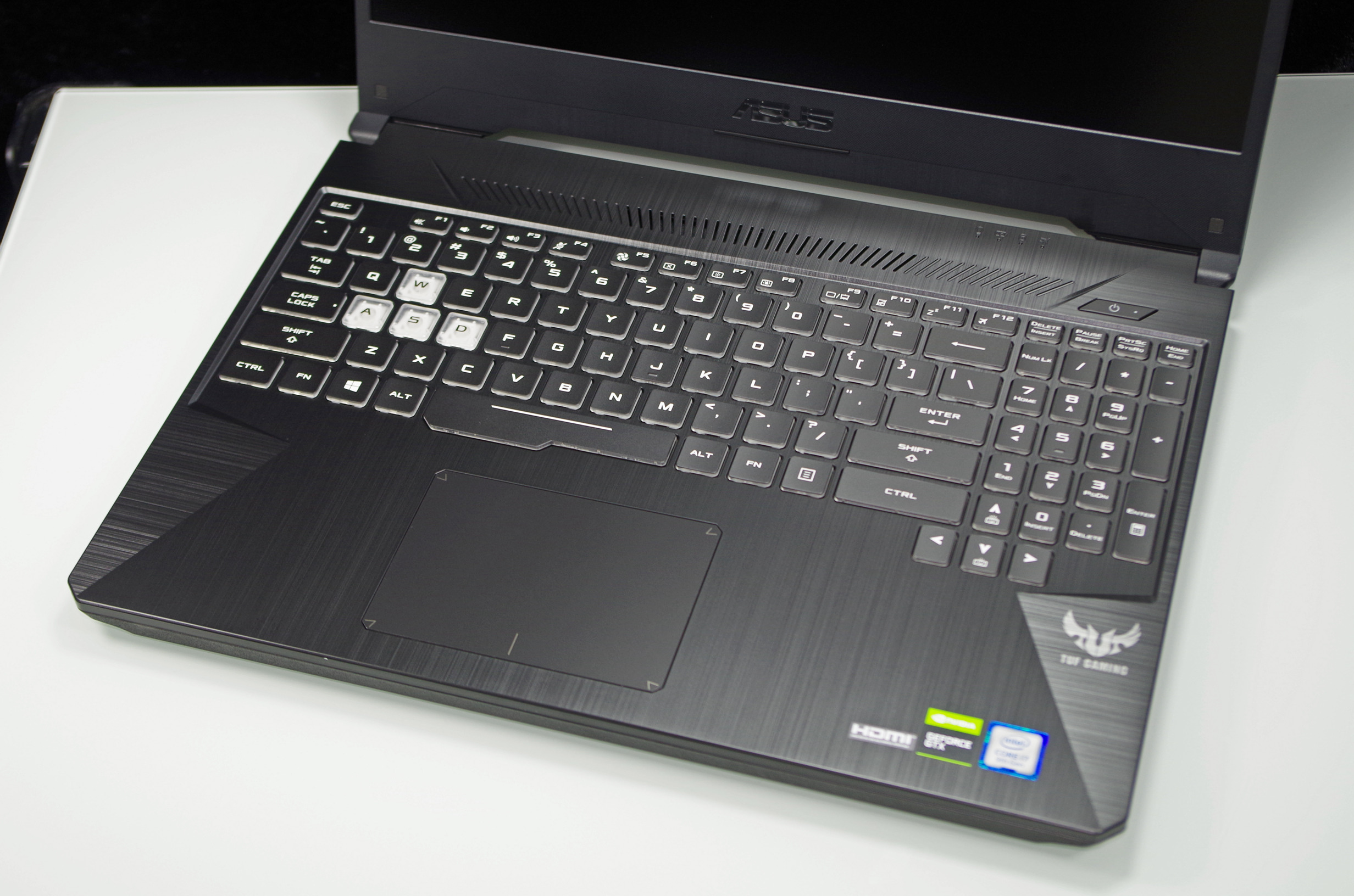 华硕飞行堡垒7怎么进入bios,华硕飞行堡垒7能加装机械硬盘吗