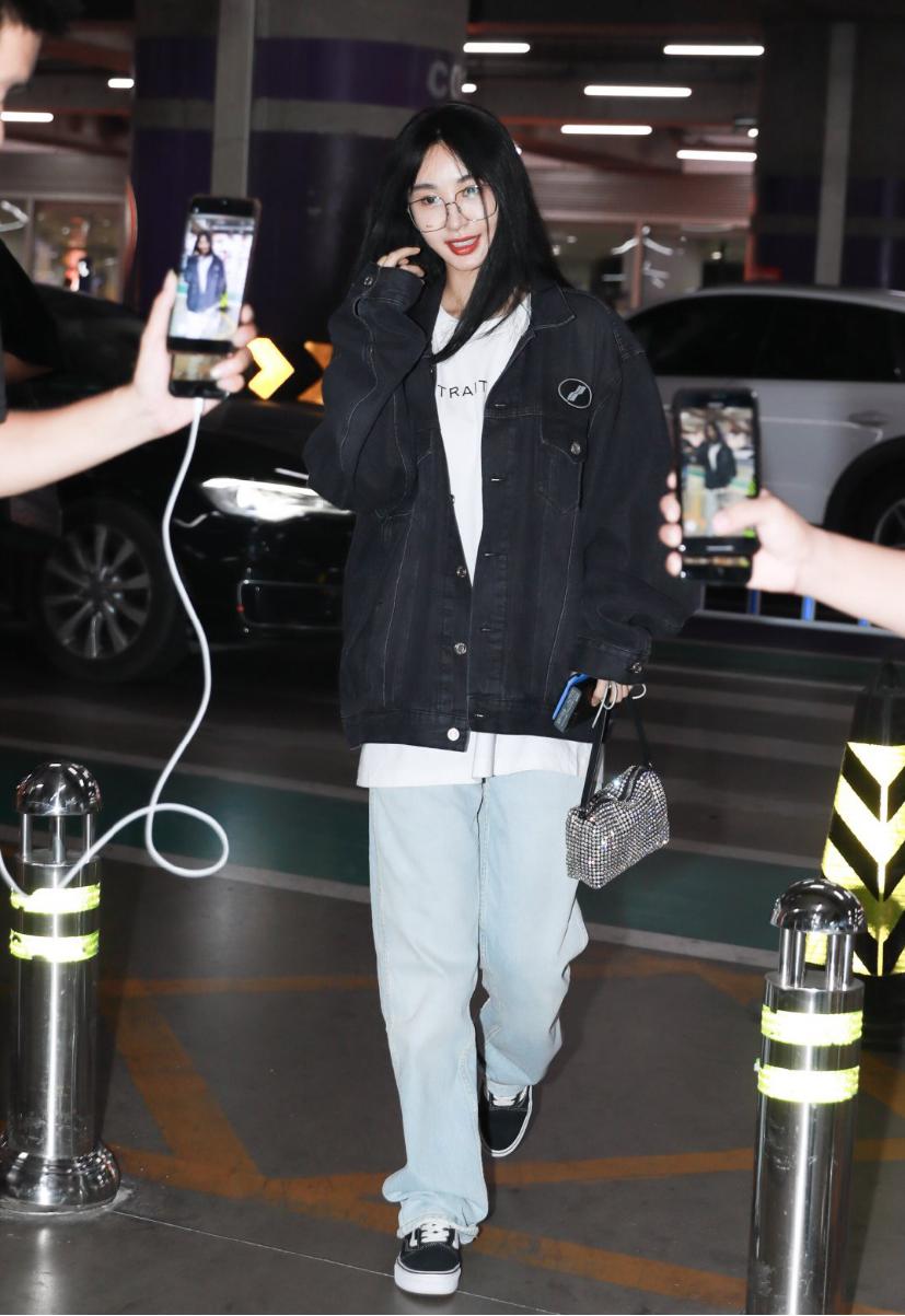 李菲儿休闲造型,李菲儿时尚单品图片