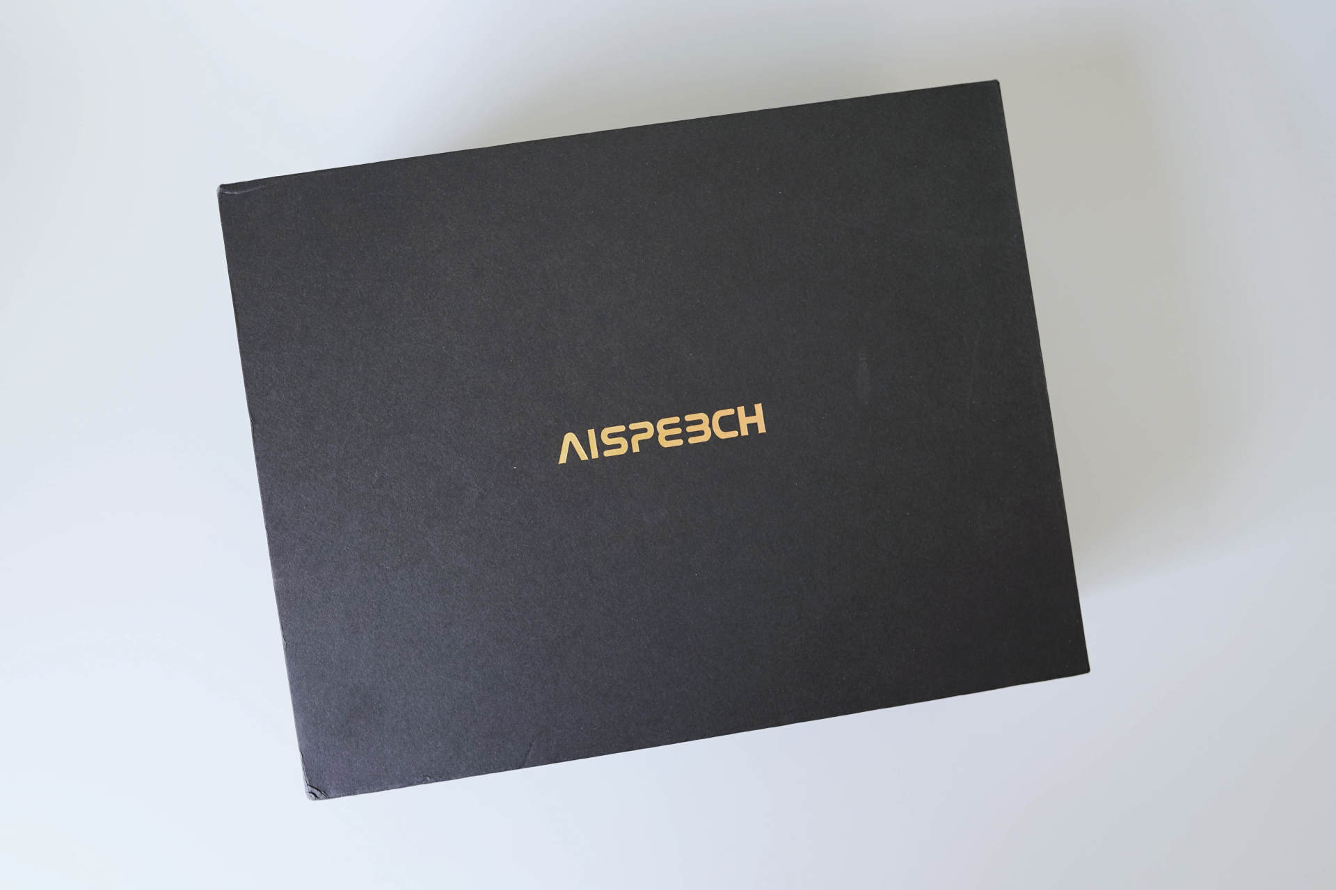 便携办公，轻松沟通——思必驰会议魔方M1