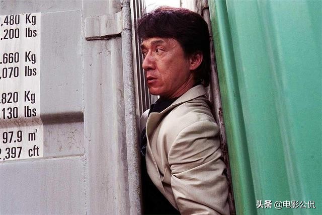 一口气看完成龙10部电影：才明白为啥大牌巨星都不乐意跟他玩