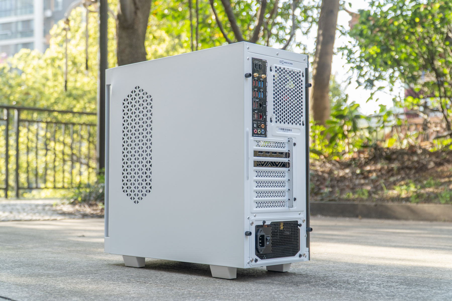 xpg入侵者机箱风扇,威刚xpg入侵者机箱教程