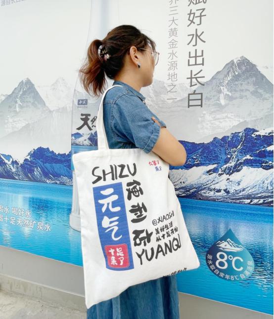 一家普通24小时营业的便利店,日系三家便利店哪家最好