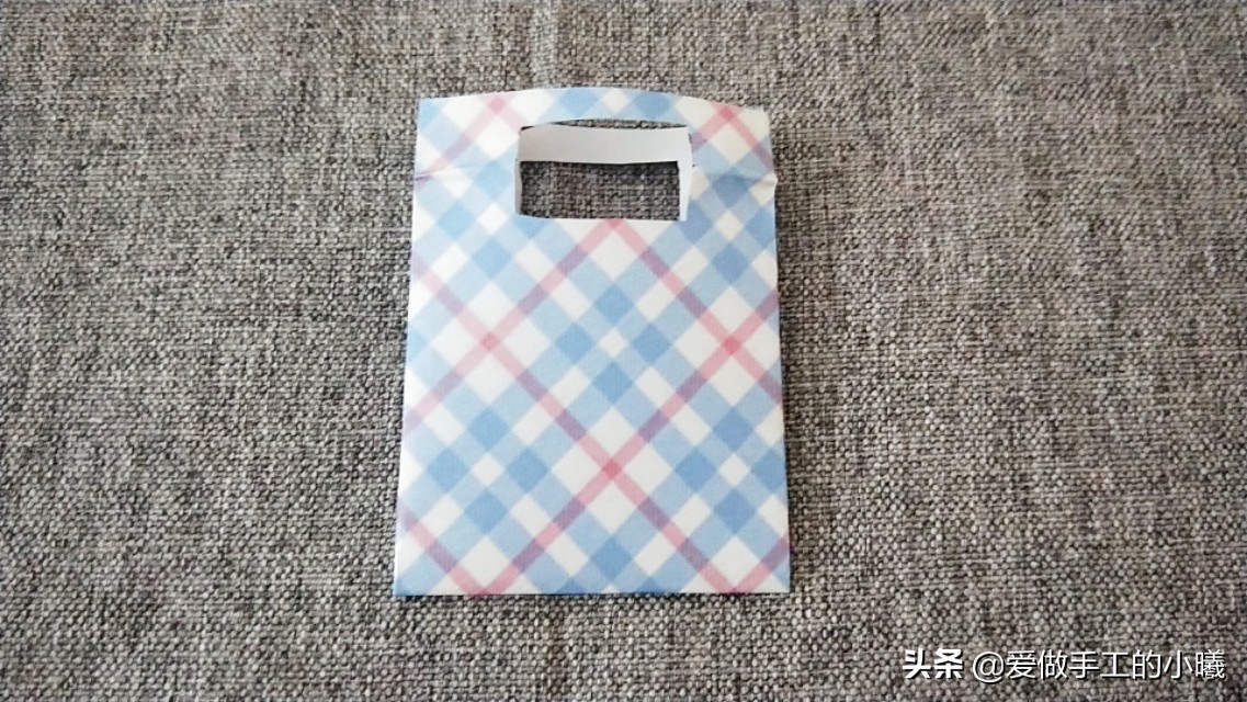 纸袋玩偶手工折纸制作教程,纸袋树叶小人怎么折纸教程