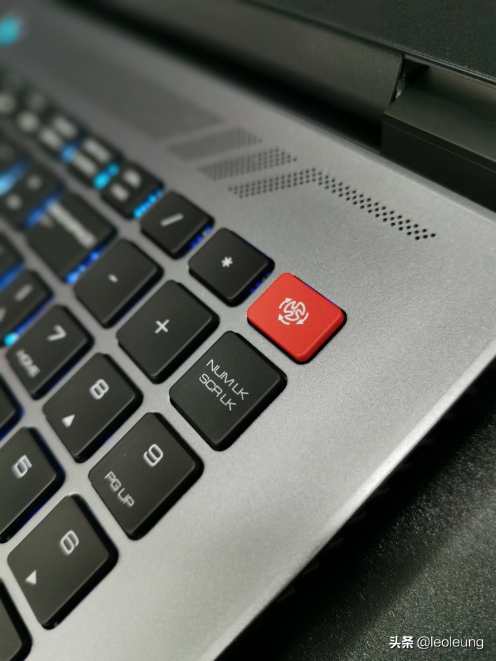 雷神zero满血高性能旗舰款测评,雷神zero3070笔记本游戏测评