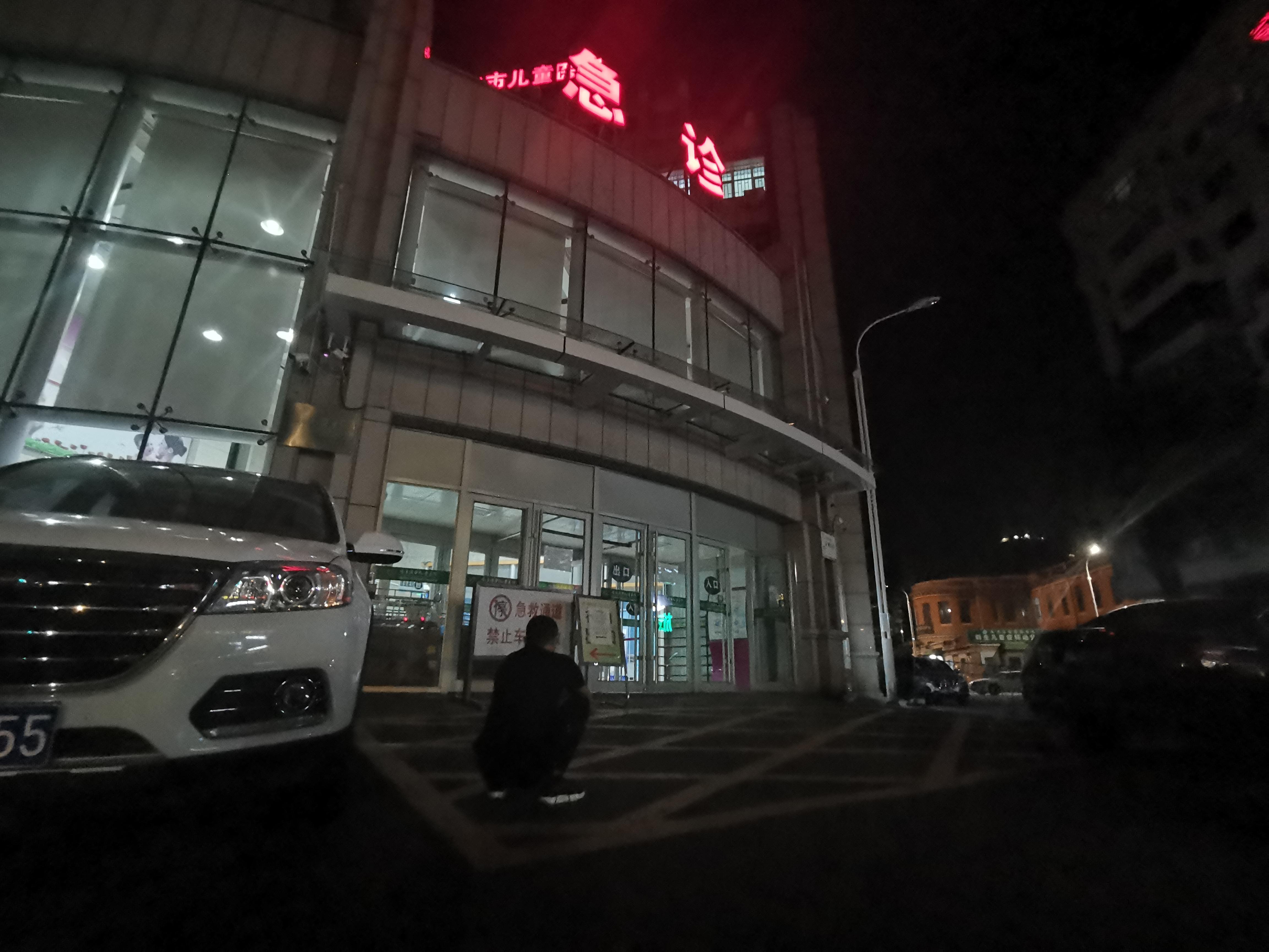 起底哈尔滨性侵5岁女童嫌犯“傻六子”：几乎天天酗酒，事发前喝了两瓶老白干，与养母靠捡废品为生