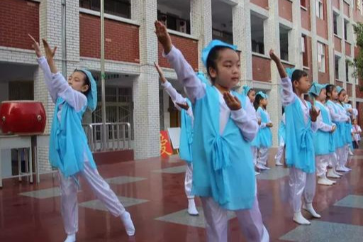 平桥区第一小学图片,平桥区第一小学教育