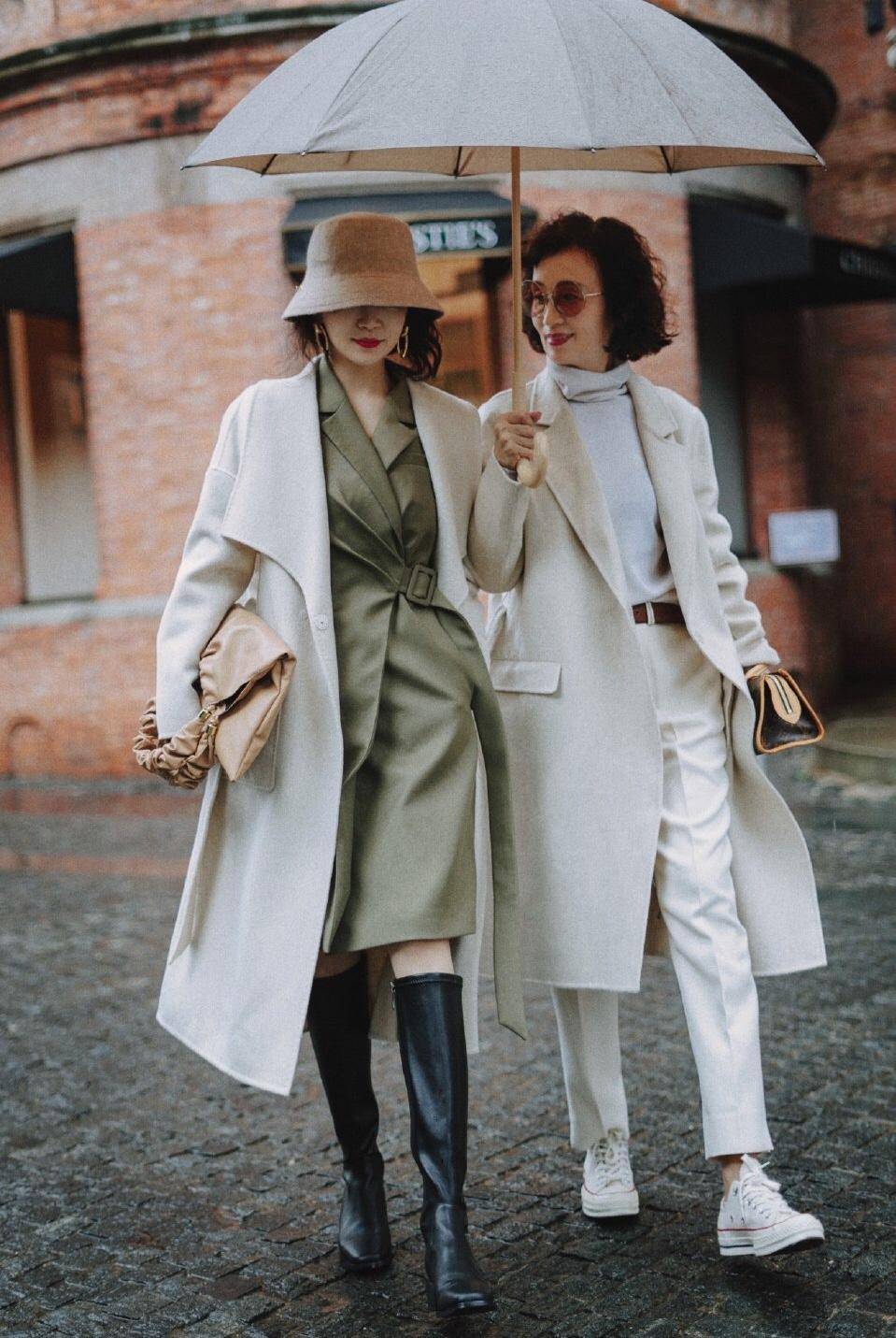 于谦老婆穿大褂,于谦穿搭图片大全